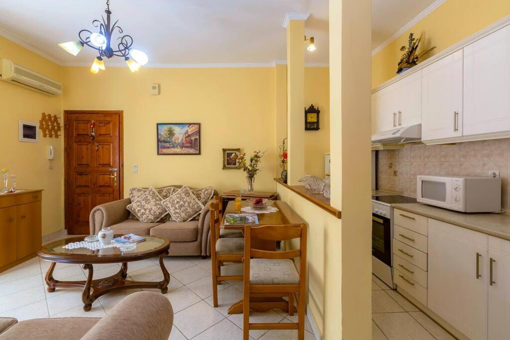 Ria'S Apartment In Corfu Town Exterior foto
