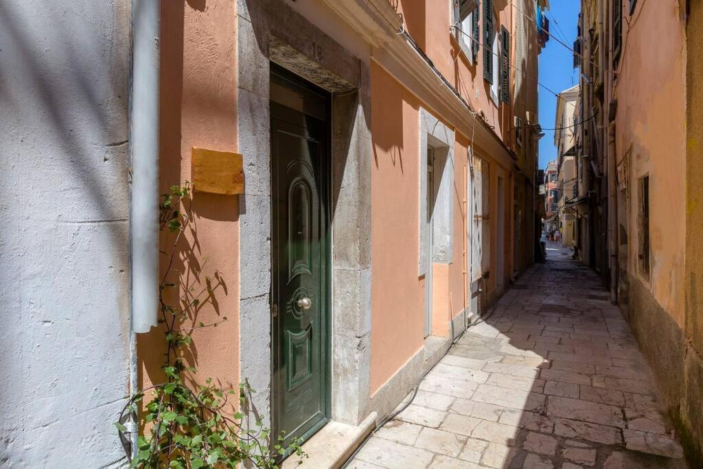 Ria'S Apartment In Corfu Town Exterior foto