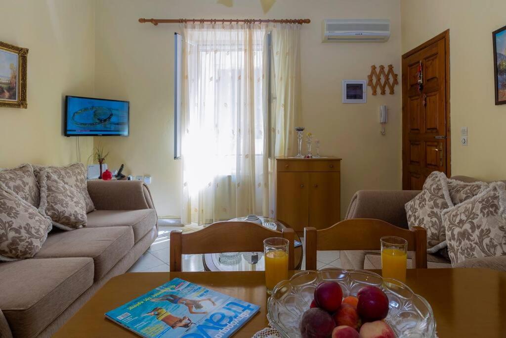 Ria'S Apartment In Corfu Town Exterior foto
